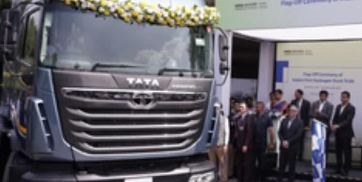 टाटा मोटर्स ने भारतीय सड़कों पर हाइड्रोजन से चलने वाले भारी-भरकम ट्रकों का पहला ट्रायल शुरू किया…