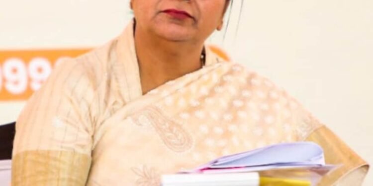 दिल्ली की राजनीति में आया उबाल, मुख्यमंत्री रेखा गुप्ता ने अरविंद केजरीवाल की इस योजना को किया बंद…