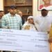 मुख्यमंत्री ने शहीद पुलिस उप निरीक्षक के परिवार को एक करोड़ रूपये का चेक प्रदान करते हुए शासकीय सेवा की घोषणा किया…