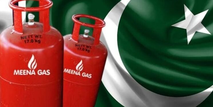 पाकिस्तान में बड़े मुश्किल से लोगों का हो रहा गुजारा , एलपीजी गैस सिलेंडर के दाम हुए 3000 रुपए से ज्यादा…