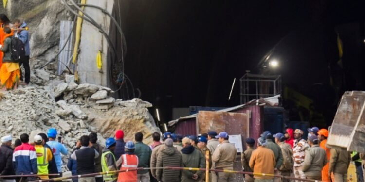 सुरंग हादसे के 1 महीने बाद भी राहत कार्य जारी, अभी तक नहीं मिली सफलता…