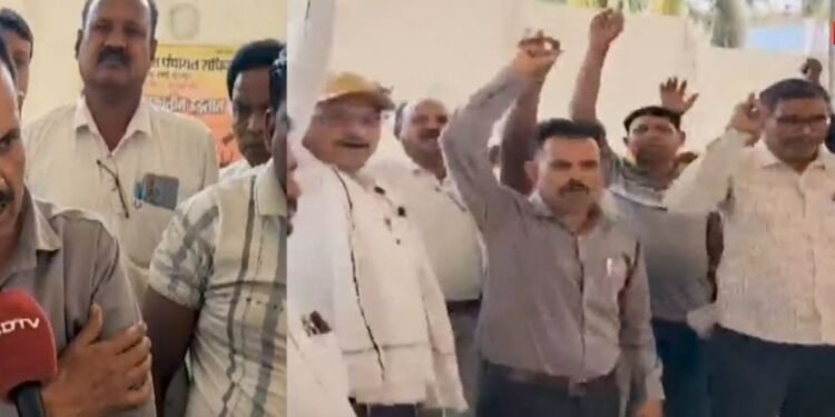 छत्तीसगढ़ पंचायत सचिव हड़ताल पर बैठे, जाने क्या है उनकी प्रमुख मांगे…