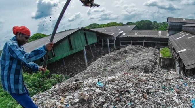 शहर में जगह-जगह कचरा के ढेर अतिक्रमण और बिना प्लानिंग निर्माण पर हाईकोर्ट ने लगाई फटकार…