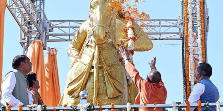 मुख्यमंत्री योगी आदित्यनाथ ने महाराणा प्रताप की प्रतिमा का अनावरण किया, भाषण में कही यह बातें…