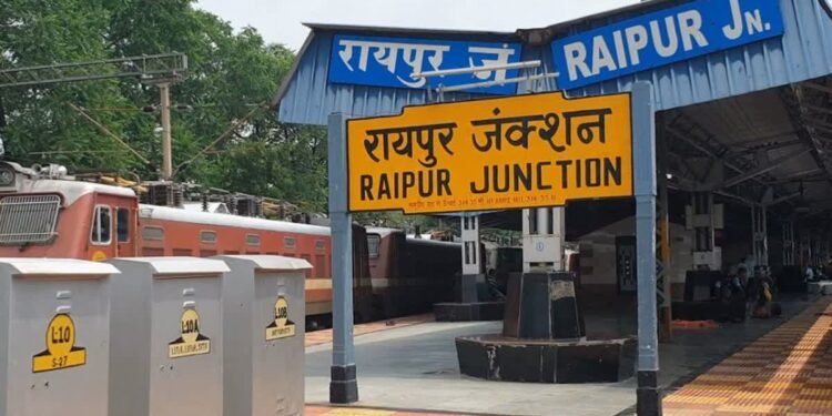 500 रुपए में दोस्त ने कटवाया बाल तो साथी ने मारा चाकू, रायपुर में सनसनीखेज वारदात..