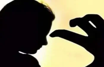 इस कांग्रेस नेता पर बलात्कार का आरोप : 50 हजार रुपये ठगने और अबार्शन कराने की भी शिकायत, आरोपी फरार…