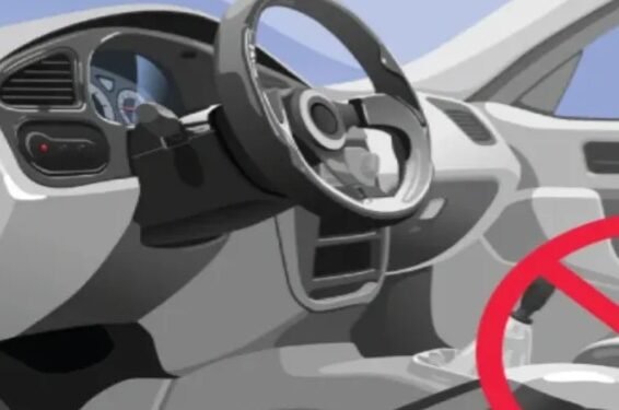 गर्मी में सुरक्षित रखना चाहते हैं अपनी कार को तो इन पांच चीजों को ना छोड़ें कार के अंदर…