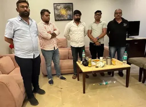 बिलासपुर पुलिस की रेड, कुछ लड़को ने होटल में बुलाया बंगाल की क्लब डांसरों को, पकड़े गये रंगे हाथ