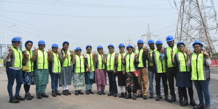 बालको ने कर्मचारियों के परिवार को दिखाया विश्वस्तरीय एल्यूमिनियम उत्पादन