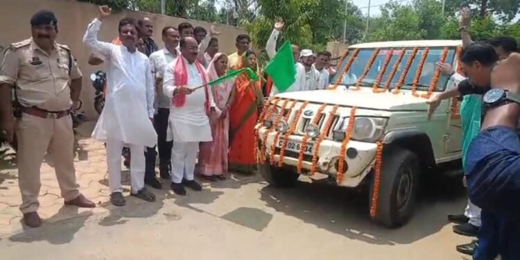 सुशासन की रोशनी वनांचल तक, अचानकमार के 13 गांवों के सोलर पैनलों में लगाई जाएंगी नवीन बैटरियां