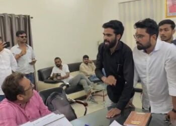 LLB का पेपर लीक होने का आरोप, कॉलेज प्रबंधन बोला प्रश्न पत्र हुआ डिस्पैच, लीक की खबर झूठी