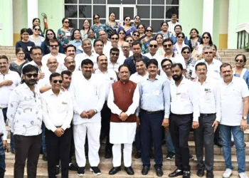 मुख्यमंत्री साय से आज विधानसभा परिसर में आए जैन समाज के प्रतिनिधिमंडल ने की सौजन्य मुलाकात, ये रहे उपस्थित