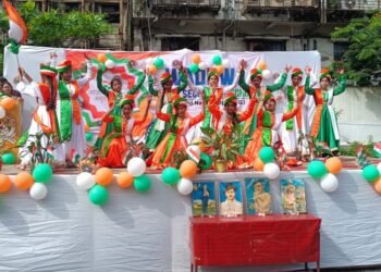 वाधवा हायर सेकेंडरी स्कूल में भव्य स्वतंत्रता दिवस समारोह, देशभक्ति से सराबोर रहा माहौल