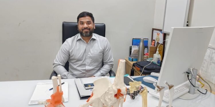 नवकार हॉस्पिटल में हड्डी रोग विशेषज्ञ डॉ. पवन साव ने दी मरीजों को नई उम्मीद
