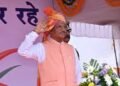 मुख्यमंत्री विष्णुदेव साय ने रायपुर पुलिस ग्राउंड में किया ध्वाजारोहण, मंच से जनता को किया संबोधित