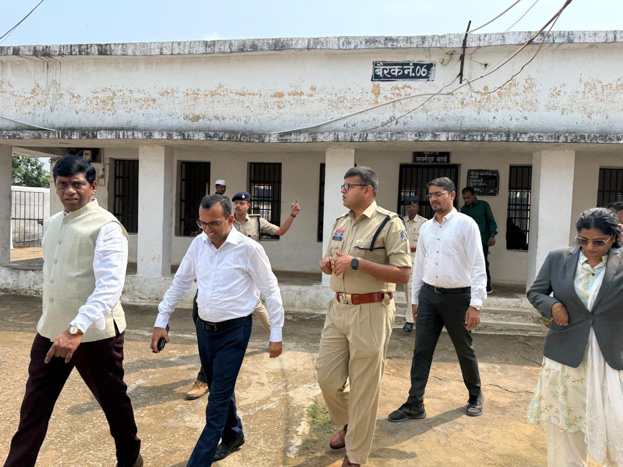 बोर्ड आफ विजिटर के सदस्यों ने किया जिला जेल का औचक निरीक्षण