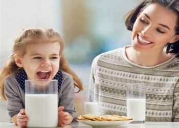 दूध पीने में बच्चा कर रहा है परेशान, तो इन स्मार्ट तरीकों से बनाएं दूध को स्वादिष्ट…