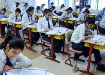 जारी हुआ CBSE 10वीं-12वीं परीक्षा 2026 का टाइम टेबल, जानें कब से शुरू होंगे इम्तिहान…