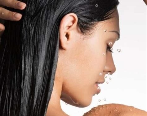 RO के पानी से बाल धोना फायदेमंद या नुकसानदायक, जानें सच यहां…