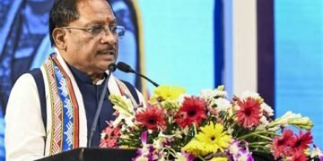 सीएम विष्णुदेव साय ने ‘सुशासन संवाद’ में किया खुलासा, जिलों के इन नवाचारों पर हुई चर्चा…