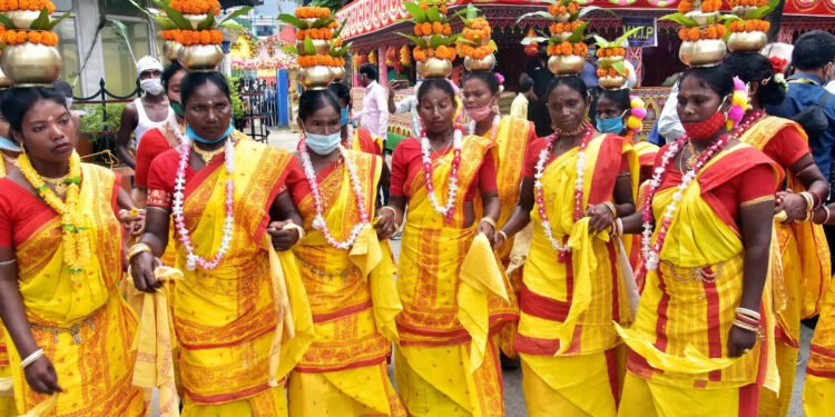 छत्तीसगढ़ के गौरव और सांस्कृतिक समृद्धि का प्रतीक राज्योत्सव इस वर्ष विशेष उत्साह के साथ मनाया जा रहा है।