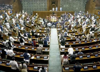 बजट सत्र में राष्ट्रपति के अभिभाषण से आज होगा शंखनाद, ‘विकसित भारत’ कानून पर सरकार-विपक्ष में रार…
