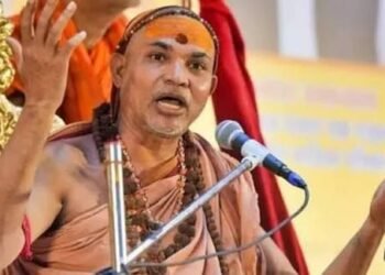 स्वामी अविमुक्तेश्वरानंद की जान को खतरा प्रशासन के गुंडे संत के वेश में घूम रहे, शिष्य के और ये आरोप…