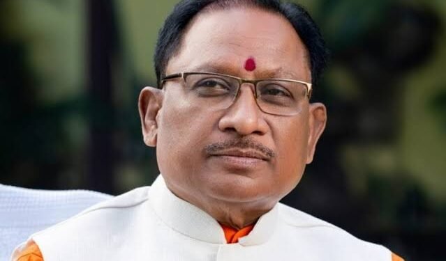 पूर्व राज्यपाल ने मुख्यमंत्री श्री विष्णु देव साय से की सौजन्य मुलाकात…