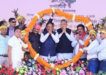 विशेष लेख प्रदेश में आदिवासी नेतृत्व गढ़ रहा है विकास के नए सोपान सीएम सायं…