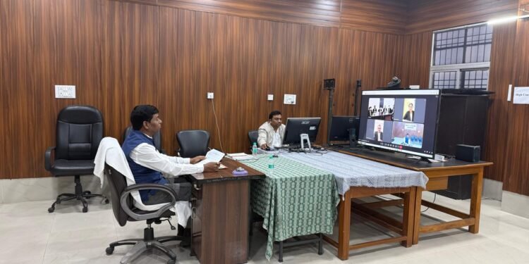 आगामी नेशनल लोक अदालत के सफल आयोजन हेतु प्रधान जिला एवं सत्र न्यायाधीश/अध्यक्ष द्वारा ली गई बाह्य न्यायालय के न्यायिक अधिकारियों की बैठक…