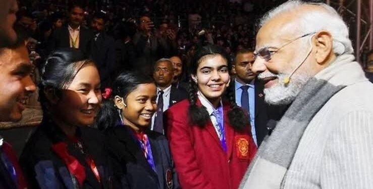 परीक्षा पे चर्चा 9.0: यहां के छात्र ऐश्वर्य सेन ने पीएम मोदी से AI पर पूछा सवाल…