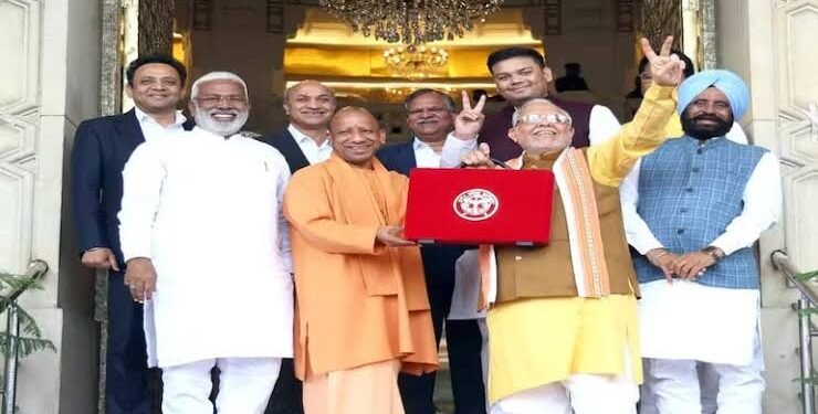 सरकार ने खोला पिटारा, पेश किया ‘9.12 लाख करोड़’ का मास्टरस्ट्रोक बजट, जानिए ये है खास…