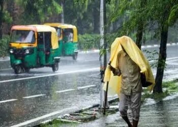 अगले 24 घंटे में इन राज्यों में बारिश का अलर्ट, फिर बढ़ेगी ठंड जानिए आपके शहर में कैसा रहेगा मौसम…