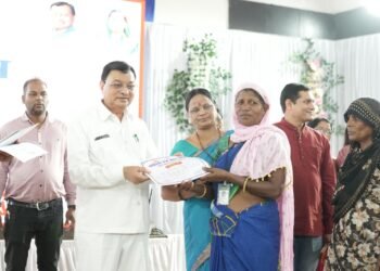 महतारी वंदन सम्मेलन का आयोजन सशक्त नारी, समृद्ध समाज की आधारशिलाः- कैबिनेट मंत्री लखन लाल