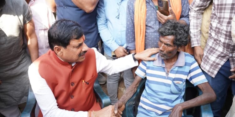 दिल्ली से सीधे छिंदवाड़ा पहुंचे मुख्यमंत्री डॉ. यादव, मृतकों के परिजनों से की मुलाकात…