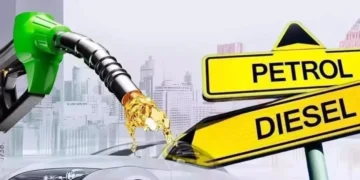 फ्यूल पर टैक्स में भारी कटौती पेट्रोल पर 3 तो डीजल पर शून्य हुई एक्साइज ड्यूटी, सवाल ये है कि फिर क्यों कम नहीं होंगे दाम..