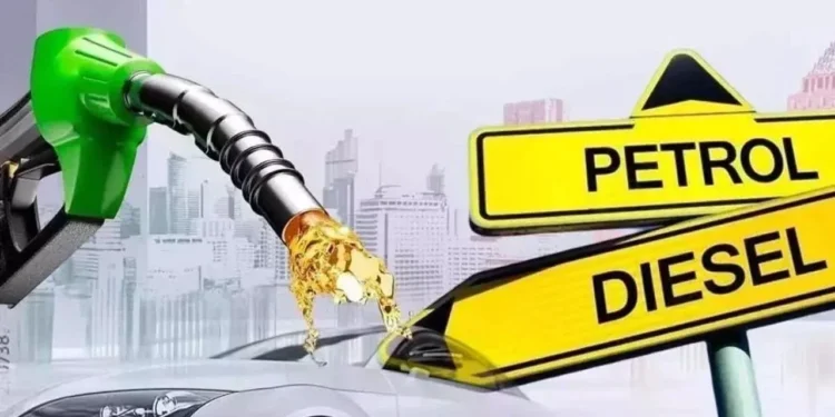 फ्यूल पर टैक्स में भारी कटौती पेट्रोल पर 3 तो डीजल पर शून्य हुई एक्साइज ड्यूटी, सवाल ये है कि फिर क्यों कम नहीं होंगे दाम..