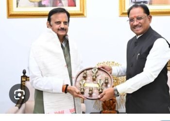 सीएम साय से मिले एमपी के डिप्टी सीएम राजेंद्र शुक्ल, रीवा-रायपुर हवाई सेवा पर जताया आभार…