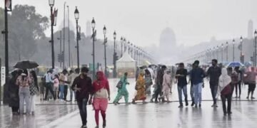 आजउत्तर भारत में गर्मी का टॉर्चर तो इन राज्यों में आंधी और बारिश का अलर्ट, देखें IMD का लेटेस्ट अपडेट…