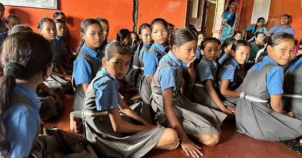 आवासीय स्कूल की 3 आदिवासी छात्राएं गर्भवती, मचा हड़कंप, अधीक्षिका ने कही ये बात…