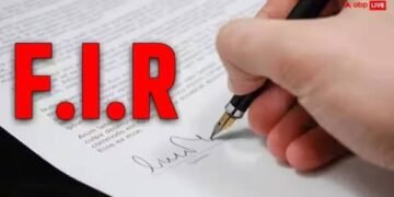 मीडिया की रिपोर्ट के आधार पर बोर्ड परीक्षा के प्रश्न पत्र लीक जैसे गंभीर मामले को संज्ञान में लेते हुए एफ आई आर दर्ज