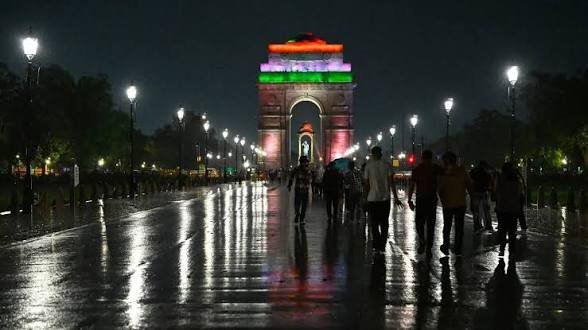 दिल्ली-NCR समेत इन 6 राज्यों में तूफानी बारिश, मौसम विभाग ने जारी किया अगले 48 घंटे का अलर्ट…