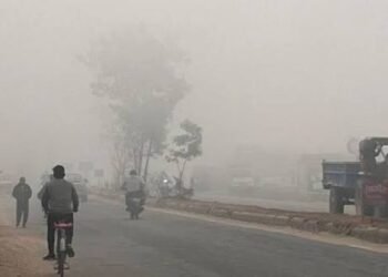 आज19 राज्यों में आंधी-बारिश और ओलों का तांडव दिल्ली-यूपी में गिरा पारा, जानिए आपके राज्य का हाल…