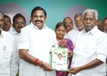 हर महिला को 24 हजार, तीन फ्री सिलेंडर AIADMK ने खोला चुनावी पिटारा देखें यहां से घोषणापत्र…