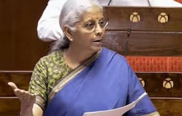 लॉकडाउन की अफवाहों पर वित्तमंत्री ने राज्यसभा में दिया बयान, बोलीं- “भारत में लॉकडाउन की…