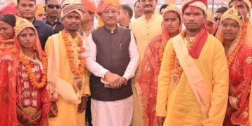 बेटियों के सम्मान का संकल्प 240 नवविवाहित जोड़ों को सीएम ने दिया सुखद दांपत्य जीवन का आशीर्वाद…