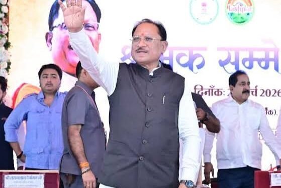 79 हजार से अधिक श्रमिकों को 27.15 करोड़ की सीधी सहायता सीएम साय ने जशपुर में श्रमिक सम्मेलन में किया डीबीटी अंतरण…