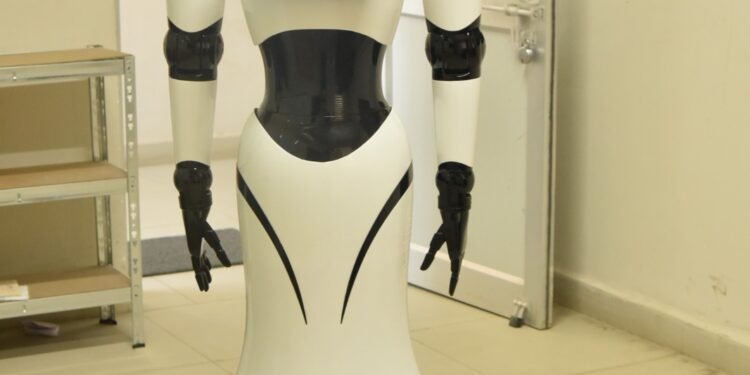 बालको में ‘अलाइसा’ रोबोट तैनात, कर्मचारियों को मिलेगा रियल-टाइम सुरक्षा ट्रेनिंग