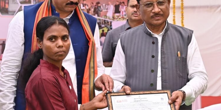 भटके कदमों को नई दिशा: सुकमा में पुनर्वास से विकास की कहानी लिख रही है सरकार…