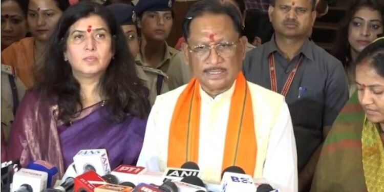 सीएम साय के बड़े फैसले, महिलाओं को 33% आरक्षण, UCC समिति गठन और हादसे पर मुआवजे का…